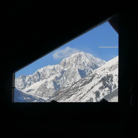 Appartement Trilocale Con Vista Monte Bianco La Salle